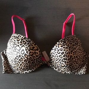 Victoria’s Secret Pink bra